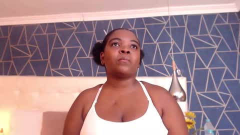 Snapshot of saradunss chatting on 10-11-25, 02:48 saradunss online show from 10-11-25, 02:48