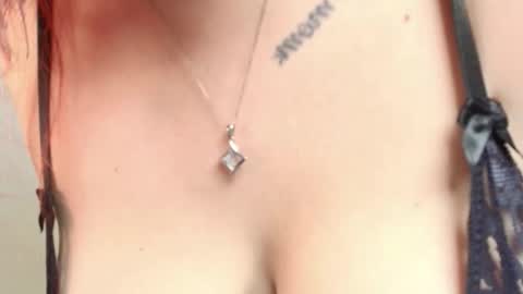 Snapshot of saraevil chatting on 11-22-25, 06:12 Sara online show from 11-22-25, 06:12