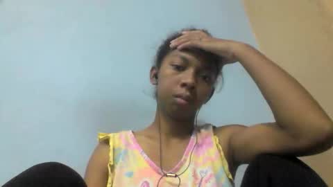 sarah146341 online show from 05-03-26, 07:25
