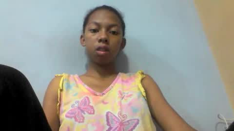 sarah146341 online show from 05-09-26, 06:51