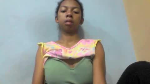 sarah146341 online show from 05-20-26, 04:40