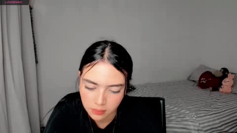 sarah online show from 12-22-24, 04:27