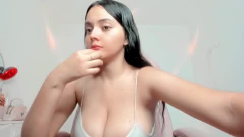 sarah online show from 05-19-26, 03:24