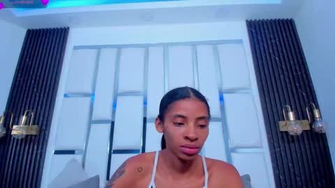 sarah_ashbourne online show from 10-04-25, 02:15