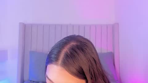 Snapshot of sarah_bonneth chatting on 12-22-25, 11:18 Sarah Bonneth online show from 12-22-25, 11:18