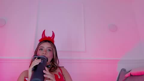 Sarah Bonneth online show from 04-20-26, 11:46