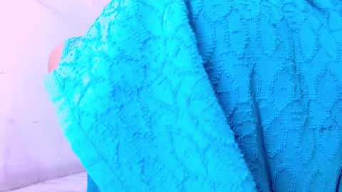 Snapshot of sarah_cream chatting on 09-22-25, 10:45 Sarah online show from 09-22-25, 10:45