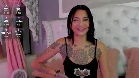 Snapshot of sarah_curtis chatting on 11-17-25, 02:50 Sarah online show from 11-17-25, 02:50