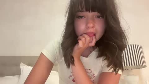 Sarah Heart Aus online show from 01-05-25, 06:13