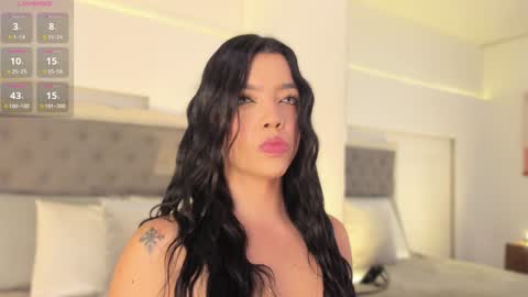 Snapshot of sarah_hiill chatting on 12-19-24, 07:40 online show from 12-19-24, 07:40