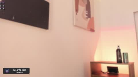 Snapshot of sarah_hiill chatting on 12-23-24, 11:06 online show from 12-23-24, 11:06