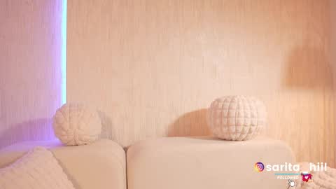 Snapshot of sarah_hiill chatting on 03-11-25, 10:53 online show from 03-11-25, 10:53