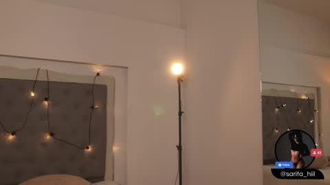 Snapshot of sarah_hiill chatting on 09-19-25, 07:47 online show from 09-19-25, 07:47