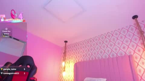 Snapshot of sarah_keys chatting on 09-29-25, 03:11 SARAH KEYS online show from 09-29-25, 03:11