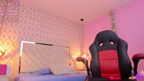 Snapshot of sarah_keys chatting on 03-13-26, 03:24 SARAH KEYS online show from 03-13-26, 03:24