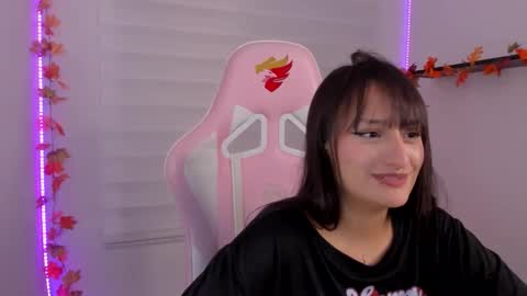 Sarah Ramirez online show from 11-07-25, 04:01