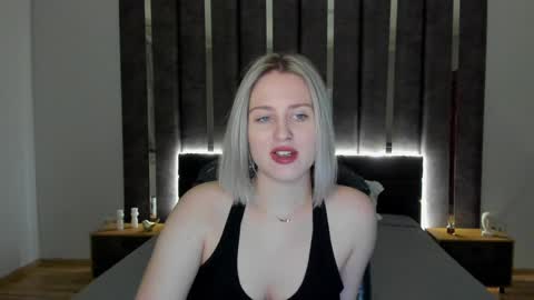 Snapshot of sarah_soul chatting on 01-02-25, 12:55 Sarah online show from 01-02-25, 12:55