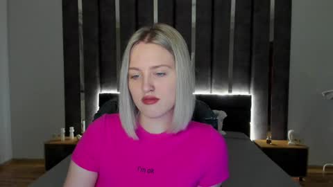 Snapshot of sarah_soul chatting on 01-04-25, 12:59 Sarah online show from 01-04-25, 12:59