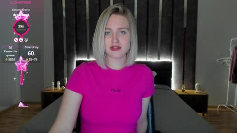 Snapshot of sarah_soul chatting on 01-04-25, 04:01 Sarah online show from 01-04-25, 04:01