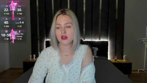 Snapshot of sarah_soul chatting on 01-05-25, 12:52 Sarah online show from 01-05-25, 12:52