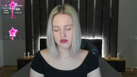 Snapshot of sarah_soul chatting on 01-06-25, 01:31 Sarah online show from 01-06-25, 01:31