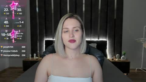 Snapshot of sarah_soul chatting on 01-21-25, 07:04 Sarah online show from 01-21-25, 07:04