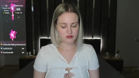 Snapshot of sarah_soul chatting on 02-02-25, 03:54 Sarah online show from 02-02-25, 03:54