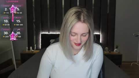 Snapshot of sarah_soul chatting on 02-04-25, 01:13 Sarah online show from 02-04-25, 01:13