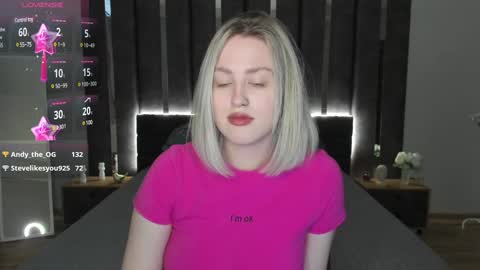 Snapshot of sarah_soul chatting on 02-09-25, 03:43 Sarah online show from 02-09-25, 03:43