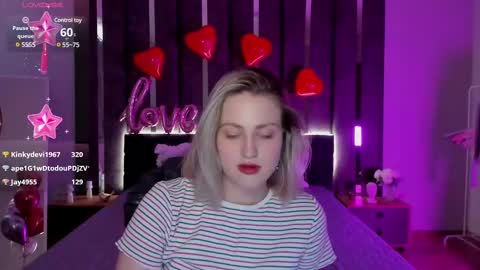 Snapshot of sarah_soul chatting on 02-15-25, 07:06 Sarah online show from 02-15-25, 07:06