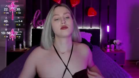 Snapshot of sarah_soul chatting on 02-16-25, 12:52 Sarah online show from 02-16-25, 12:52