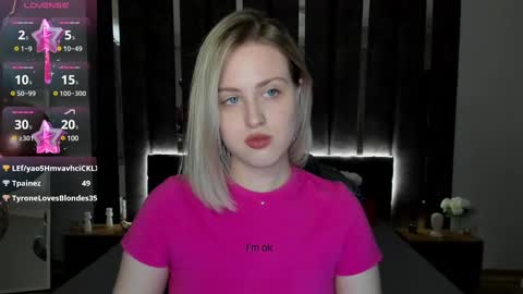 Snapshot of sarah_soul chatting on 02-18-25, 04:15 Sarah online show from 02-18-25, 04:15