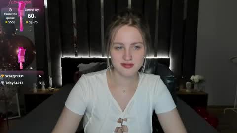 Snapshot of sarah_soul chatting on 02-20-25, 06:50 Sarah online show from 02-20-25, 06:50
