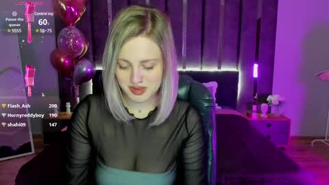 Snapshot of sarah_soul chatting on 03-05-25, 07:05 Sarah online show from 03-05-25, 07:05