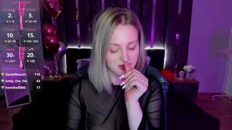 Snapshot of sarah_soul chatting on 03-09-25, 07:12 Sarah online show from 03-09-25, 07:12