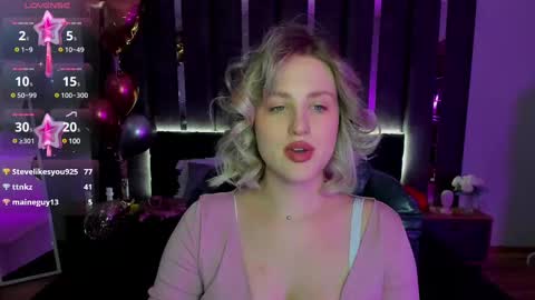 Snapshot of sarah_soul chatting on 03-11-25, 03:59 Sarah online show from 03-11-25, 03:59