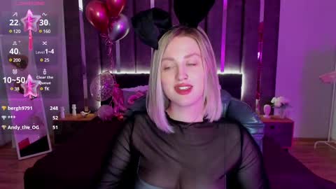 Snapshot of sarah_soul chatting on 03-12-25, 04:08 Sarah online show from 03-12-25, 04:08