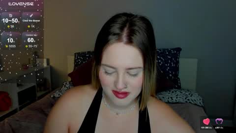 Snapshot of sarah_soul chatting on 09-10-25, 12:32 Sarah online show from 09-10-25, 12:32