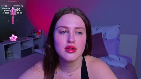 Snapshot of sarah_soul chatting on 05-03-26, 11:00 Sarah online show from 05-03-26, 11:00