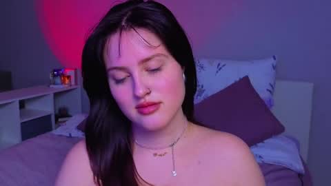 Snapshot of sarah_soul chatting on 05-15-26, 10:50 Sarah online show from 05-15-26, 10:50