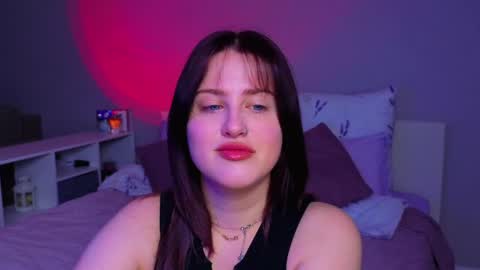 Snapshot of sarah_soul chatting on 05-21-26, 11:01 Sarah online show from 05-21-26, 11:01