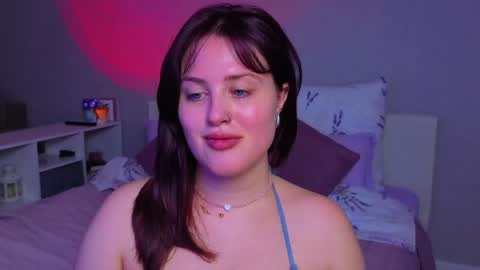 Snapshot of sarah_soul chatting on 05-27-26, 01:57 Sarah online show from 05-27-26, 01:57