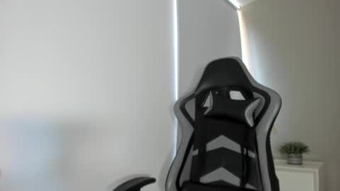 sarahI miss you guys online show from 02-25-25, 02:54