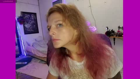 sarahdellisonn online show from 06-26-26, 02:32