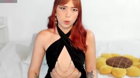 Snapshot of sarahgrant_ chatting on 10-09-25, 03:15 sarahgrant_ online show from 10-09-25, 03:15