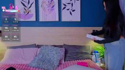 Snapshot of sarahmiler_ chatting on 01-19-26, 11:47 Sarah online show from 01-19-26, 11:47