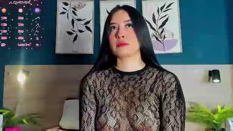 Snapshot of sarahmiler_ chatting on 07-13-26, 12:41 Sarah online show from 07-13-26, 12:41