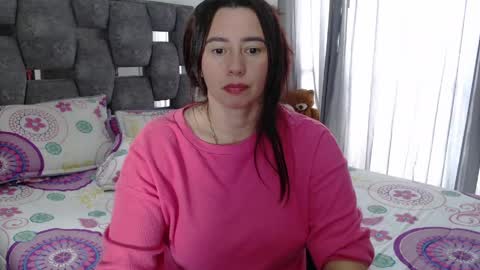 Lia online show from 05-19-26, 03:29