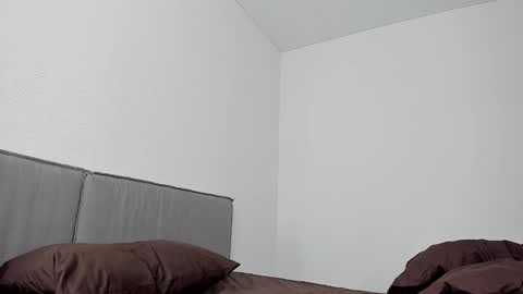 sarahphyllis online show from 12-21-24, 02:09