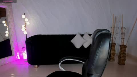 Sarah Rhodes online show from 05-31-26, 11:39